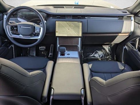 New 2026 Land Rover Range Rover SE image 15