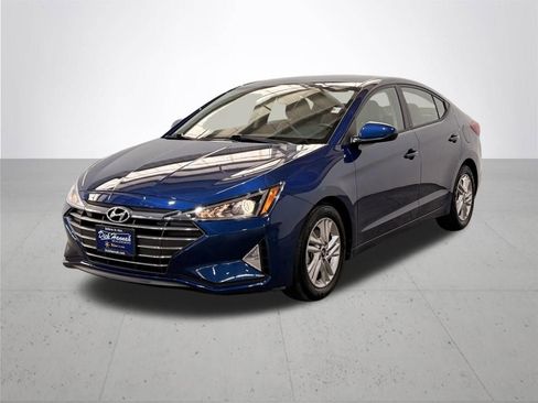 Used 2020 Hyundai Elantra Value Edition FWD image 2