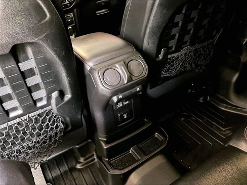 Used 2021 Jeep Wrangler Unlimited Rubicon AWD/4WD image 29