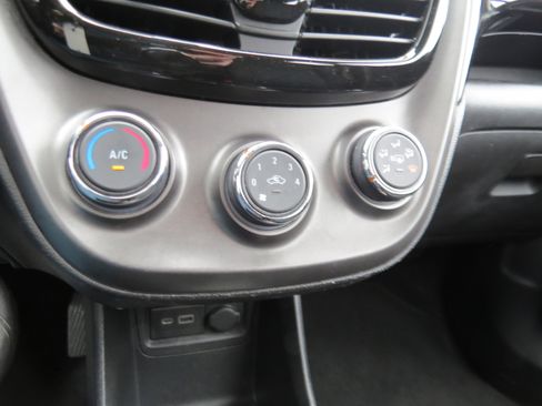 Used 2021 Chevrolet Spark LT image 16