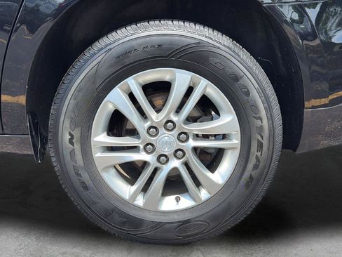 Used 2019 Buick Enclave Essence FWD image 22