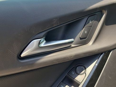 New 2026 Chevrolet Equinox LT w/ Safety and Technology Package FWD image 14