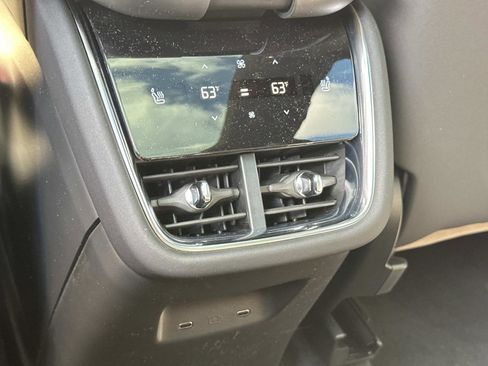 New 2025 Volvo EX90 Ultra image 10