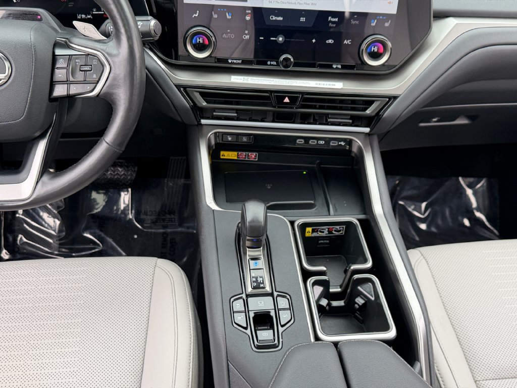 Certified 2025 Lexus TX 350 AWD w/ Technology Package image 15