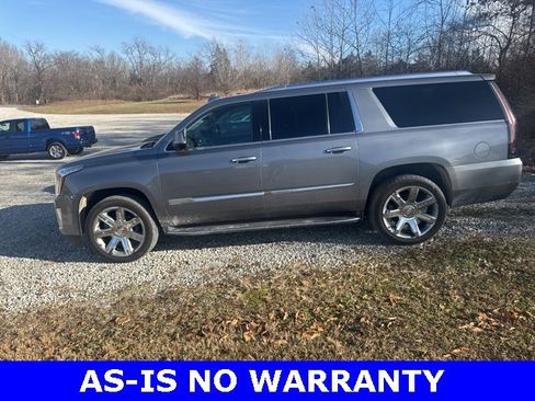 Used 2018 Cadillac Escalade ESV Luxury image 16