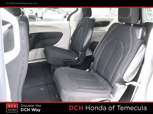 Used 2022 Chrysler Voyager LX FWD image 19