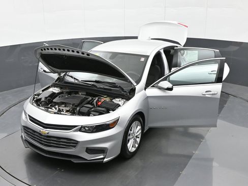 Used 2018 Chevrolet Malibu LT FWD image 45