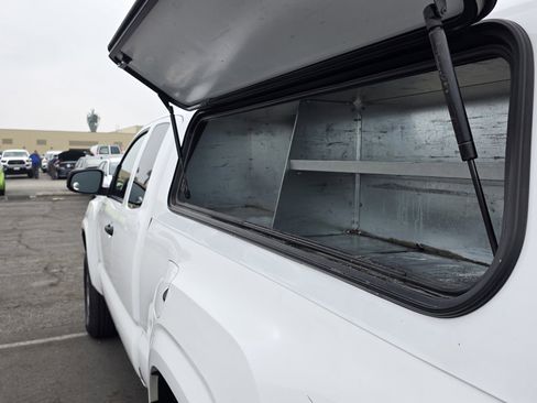 Used 2023 Toyota Tacoma SR image 17