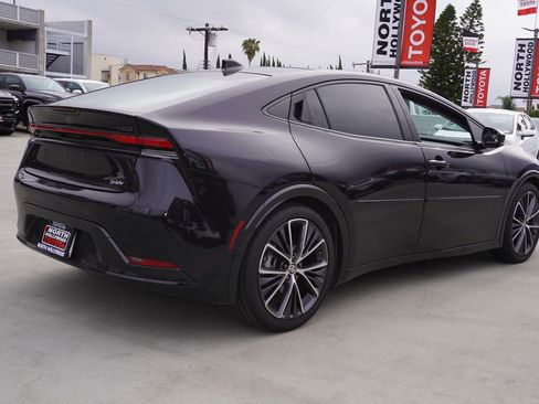 Used 2023 Toyota Prius Limited FWD image 7