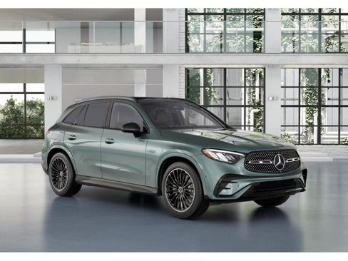 Used 2026 Mercedes-Benz GLC 300 image 10