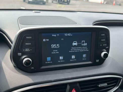 Used 2020 Hyundai Santa Fe SE AWD/4WD image 26