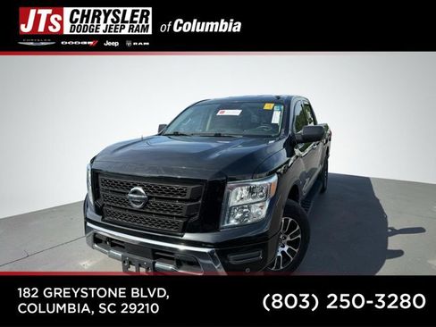 Used 2021 Nissan Titan SV w/ SV Convenience Package RWD image 1