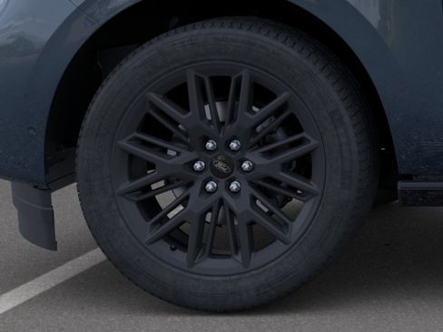 New 2026 Ford Expedition Platinum image 19