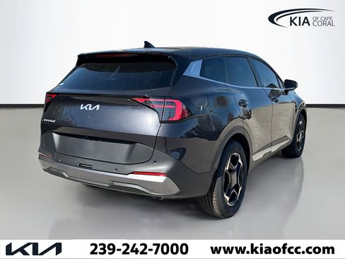 New 2026 Kia Sportage EX image 6