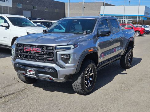 Used 2024 GMC Canyon AT4X AWD/4WD image 8