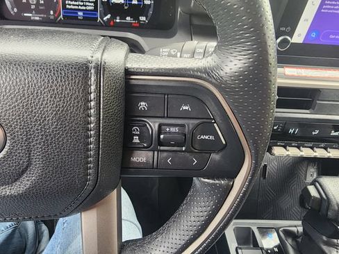 Certified 2025 Toyota 4Runner TRD Off-Road AWD/4WD image 24