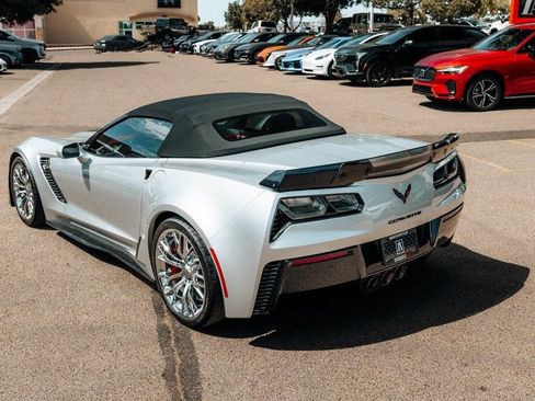Used 2016 Chevrolet Corvette Z06 w/ 3LZ Preferred Equipment Group RWD image 17
