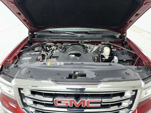 Used 2018 GMC Sierra 1500 SLT w/ SLT Premium Package AWD/4WD image 18
