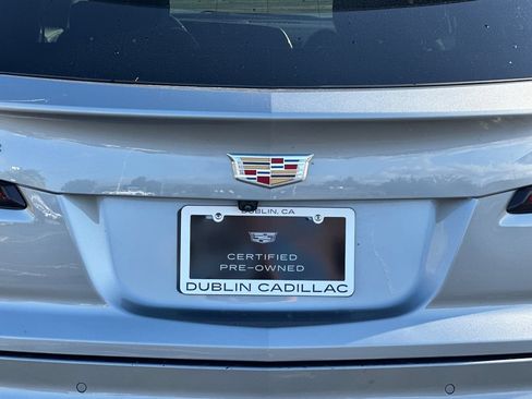 Used 2025 Cadillac XT4 Premium Luxury FWD image 47