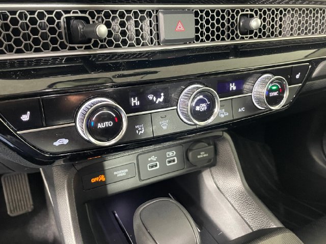 Certified 2024 Honda Civic Touring image 9