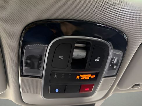 Used 2024 Hyundai Tucson Limited FWD image 28
