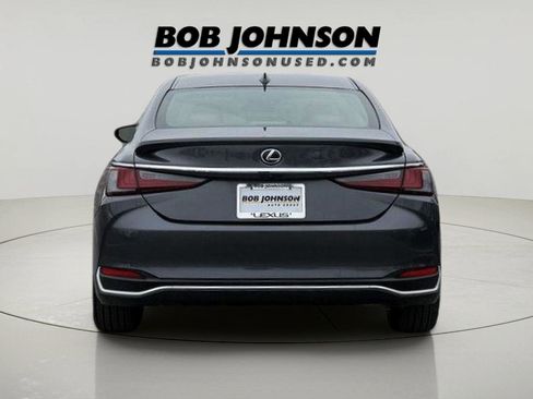 Used 2023 Lexus ES 250 w/ Premium Package image 5