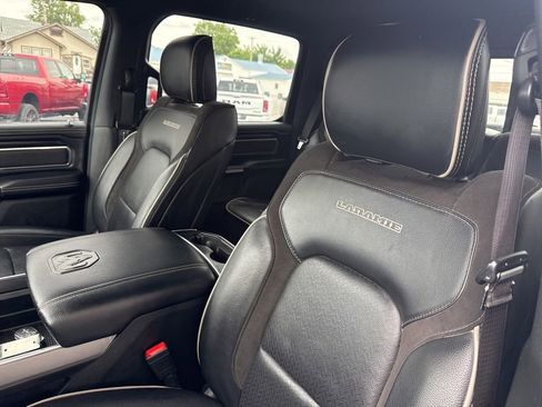 Used 2023 RAM 1500 Laramie AWD/4WD image 11