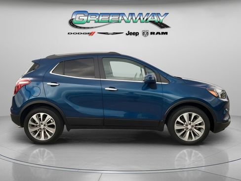Used 2020 Buick Encore Preferred w/ Safety Package FWD image 5