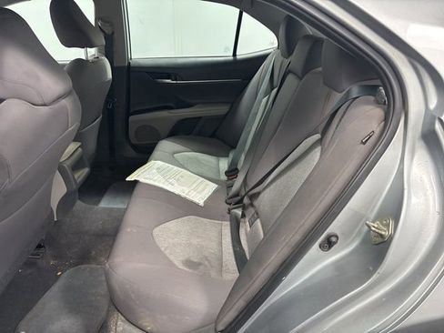 Used 2019 Toyota Camry LE image 22