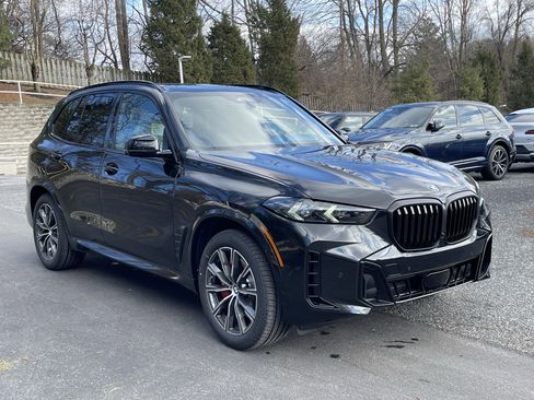 New 2026 BMW X5 xDrive40i w/ M Sport Package image 3