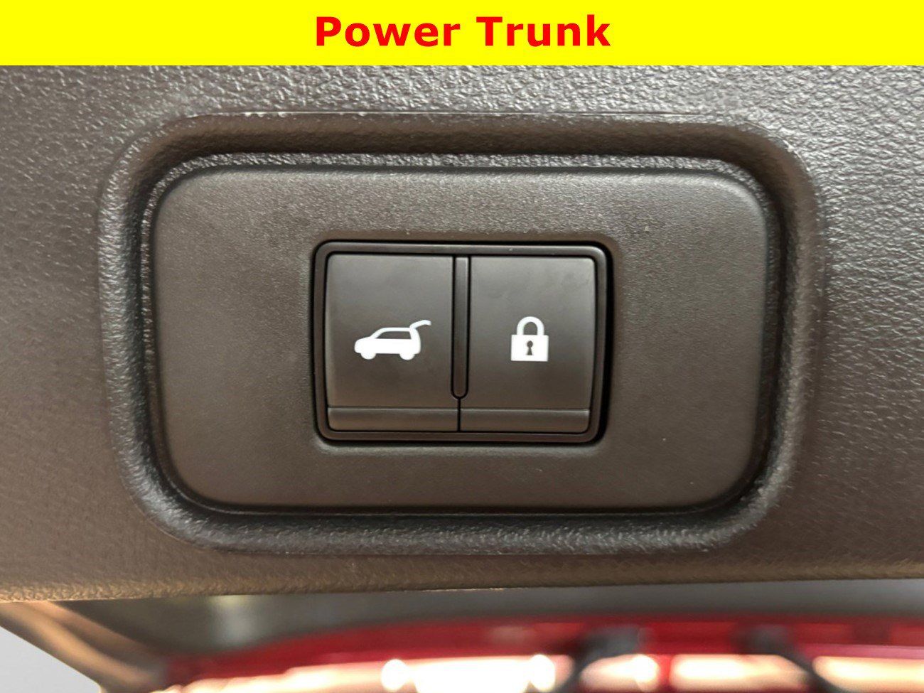 Used 2025 Nissan Pathfinder Platinum FWD image 34