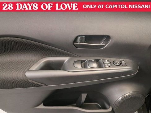 New 2025 Nissan Kicks Play S image 8