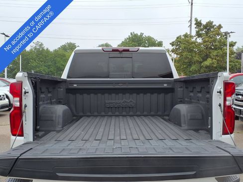 Used 2022 Chevrolet Silverado 1500 High Country w/ High Country Premium Package AWD/4WD image 11