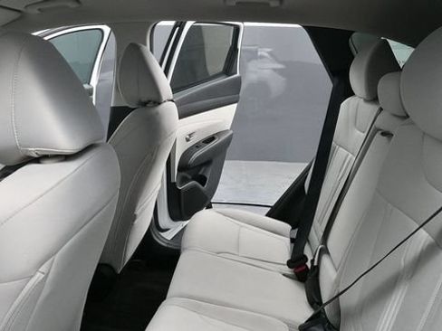 Used 2025 Hyundai Tucson SEL AWD/4WD image 21