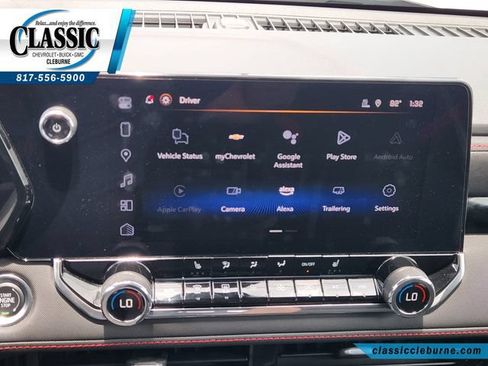 Used 2025 Chevrolet Colorado Z71 AWD/4WD image 18