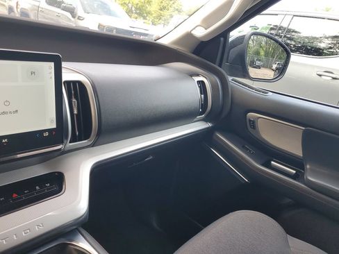Used 2025 Ford Expedition Max Active RWD image 27