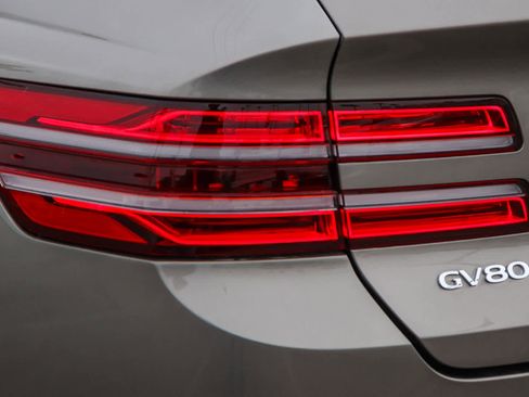 Used 2021 Genesis GV80 3.5T Advanced + image 9