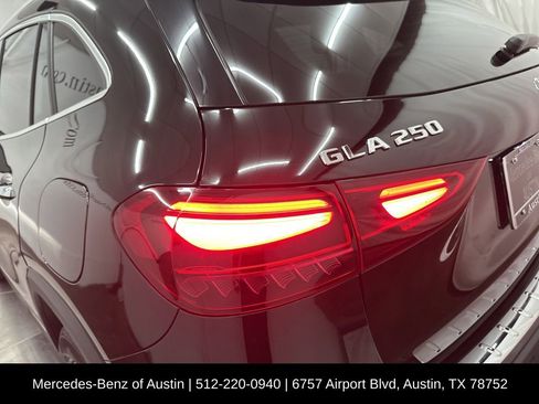 Certified 2024 Mercedes-Benz GLA 250 image 25