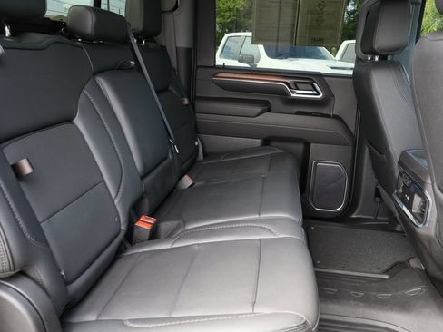Certified 2024 GMC Sierra 3500 Denali w/ Denali Reserve Package AWD/4WD image 31