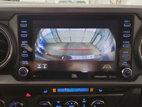 Used 2021 Toyota Tacoma TRD Off-Road w/ TRD Premium Off Road Package image 19