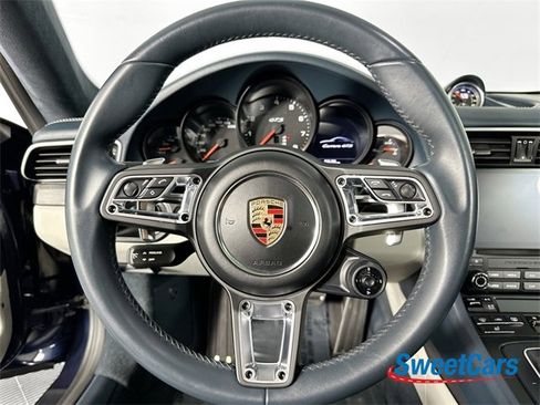 Used 2019 Porsche 911 Carrera GTS image 15