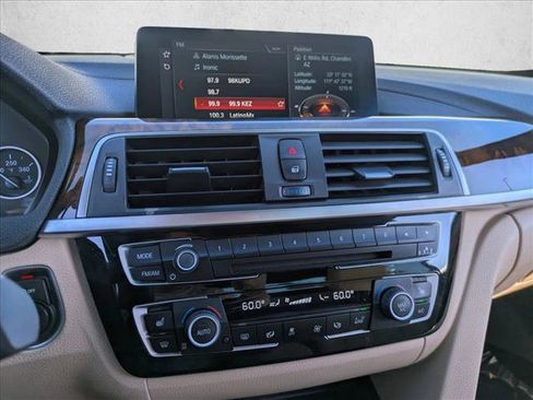 Used 2018 BMW 430i xDrive Convertible image 12