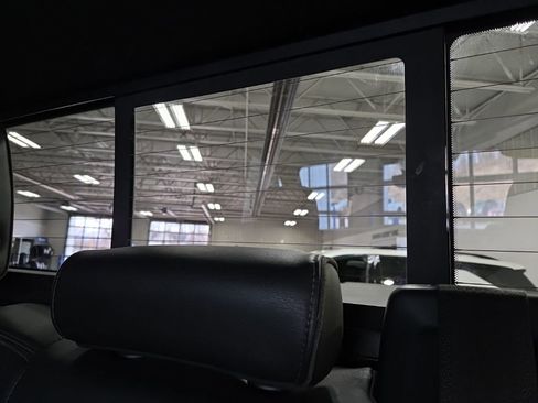 Used 2021 Chevrolet Silverado 1500 High Country w/ Technology Package image 38