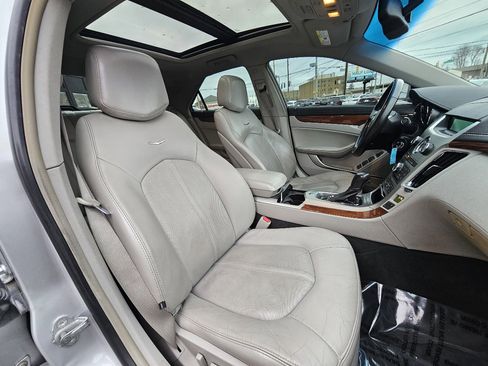 Used 2010 Cadillac CTS Luxury image 42