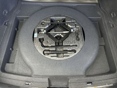 Used 2018 Kia Stinger Premium image 41