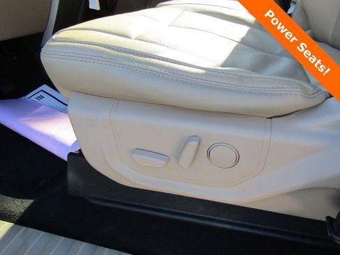 Used 2021 Ford F250 Lariat w/ Lariat Value Package image 7