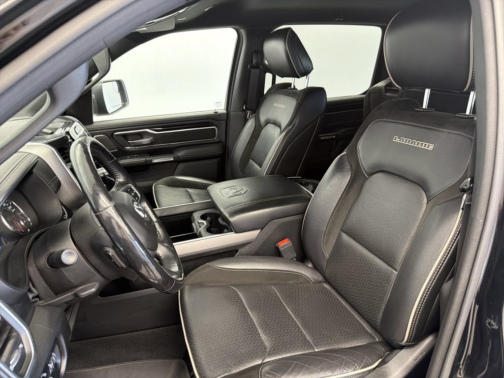 Certified 2020 RAM 1500 Laramie AWD/4WD image 3