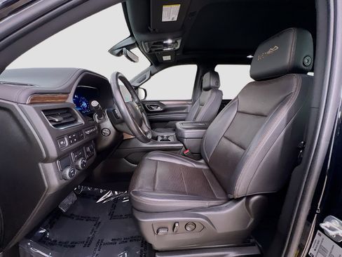 Used 2022 Chevrolet Suburban High Country image 22