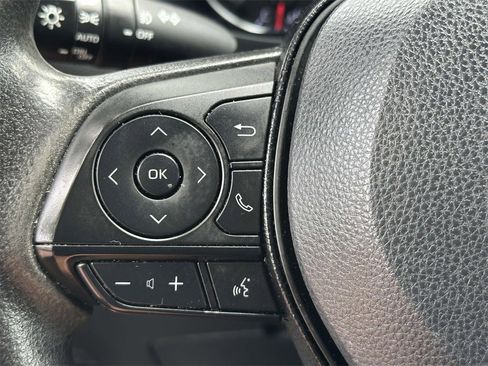 Used 2019 Toyota RAV4 XLE image 15
