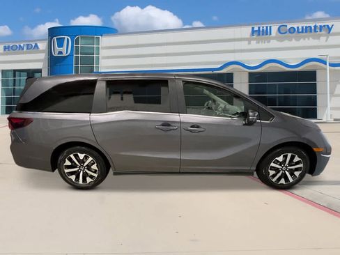 New 2026 Honda Odyssey EX-L image 6
